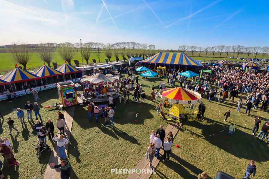 Sfeer Pleinpop Zondag (81)